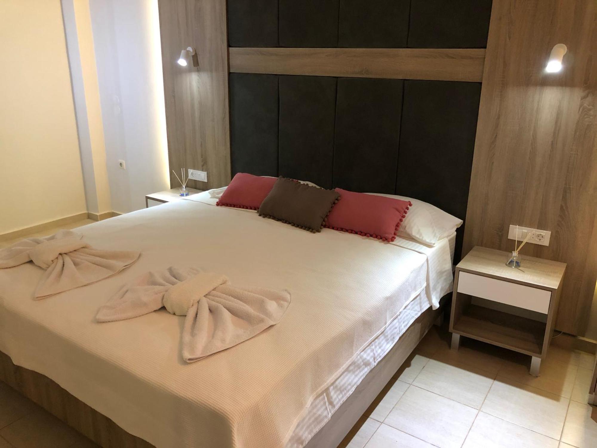 Taverna Akrogiali Lutró Quarto foto
